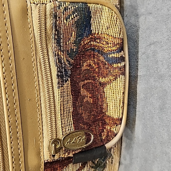 Vintage Makeup Train Equestrian Horses Travel - Picture 8 of 12